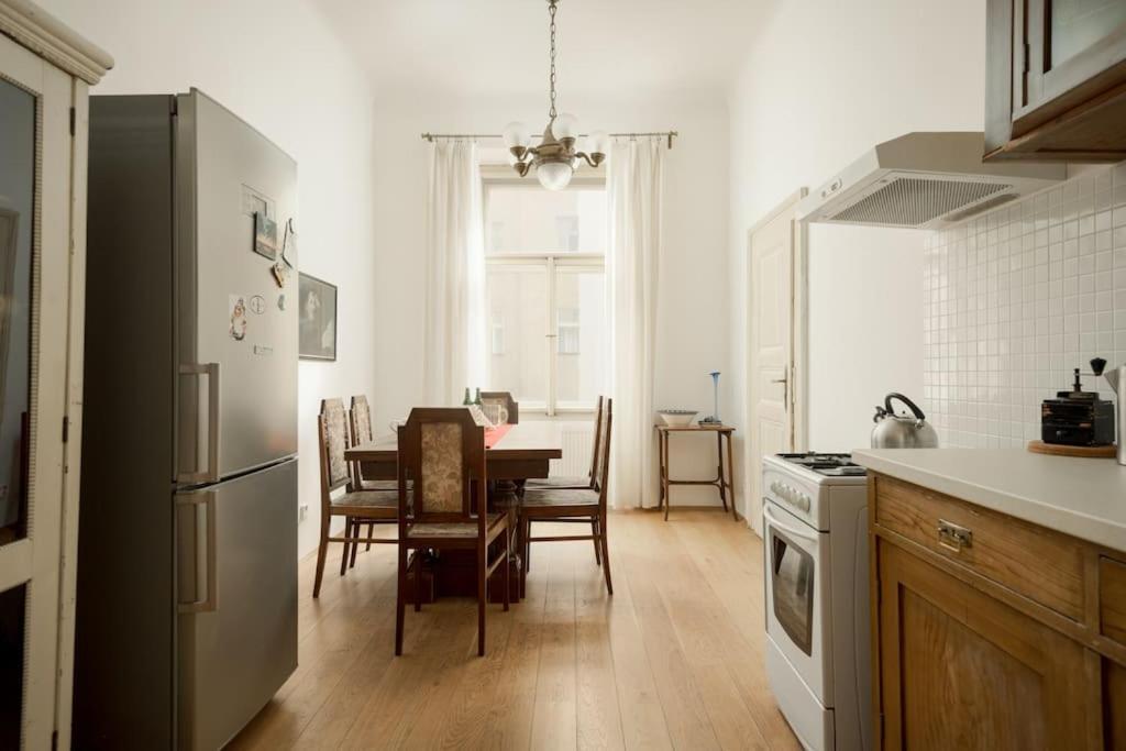 Artisan & Old-timey 2 Bedrooms Apartmán Prague